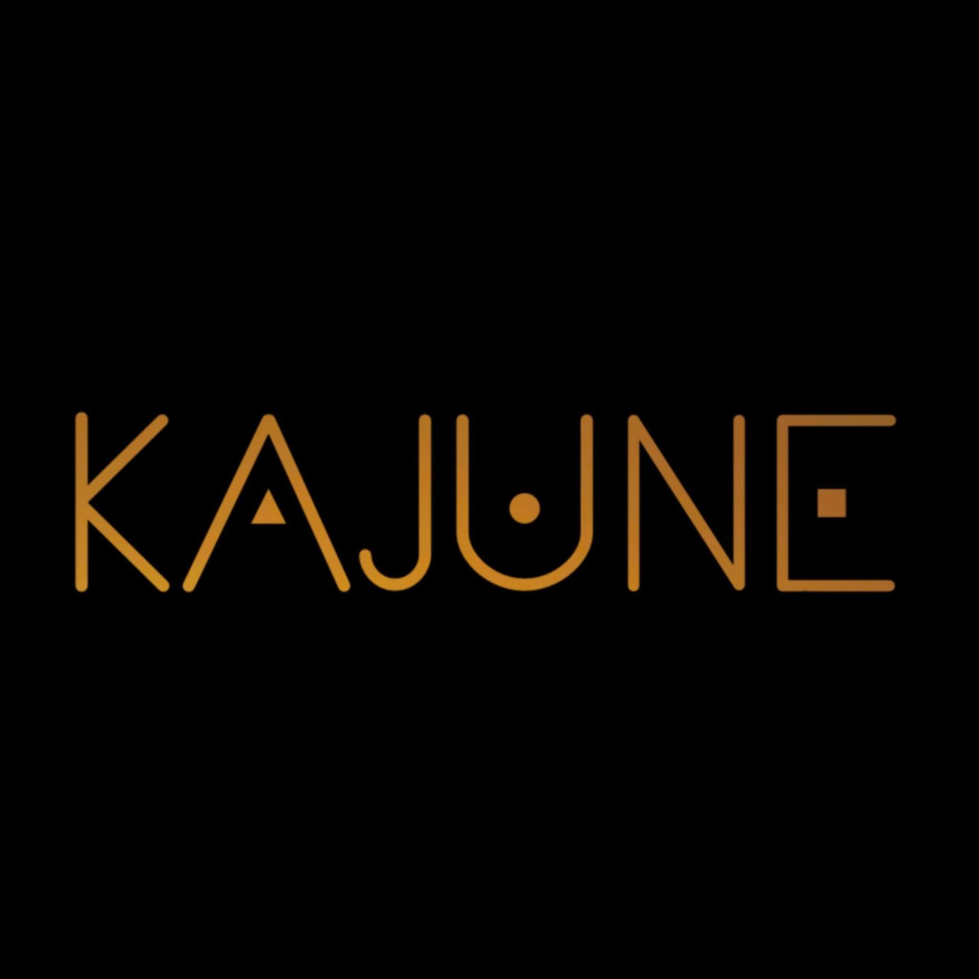 logo akademii wyobraźni kauje na czarnym tle
